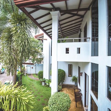 Shakuna Villa Хиккадува Экстерьер фото