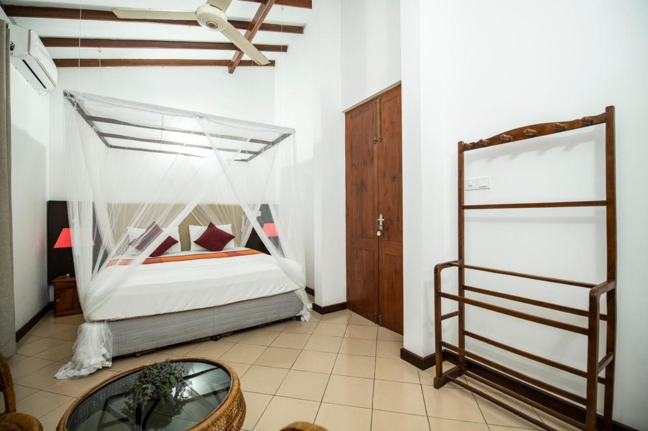 Shakuna Villa Хиккадува Экстерьер фото