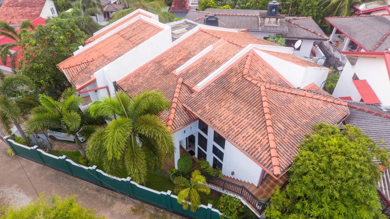 Shakuna Villa Хиккадува Экстерьер фото
