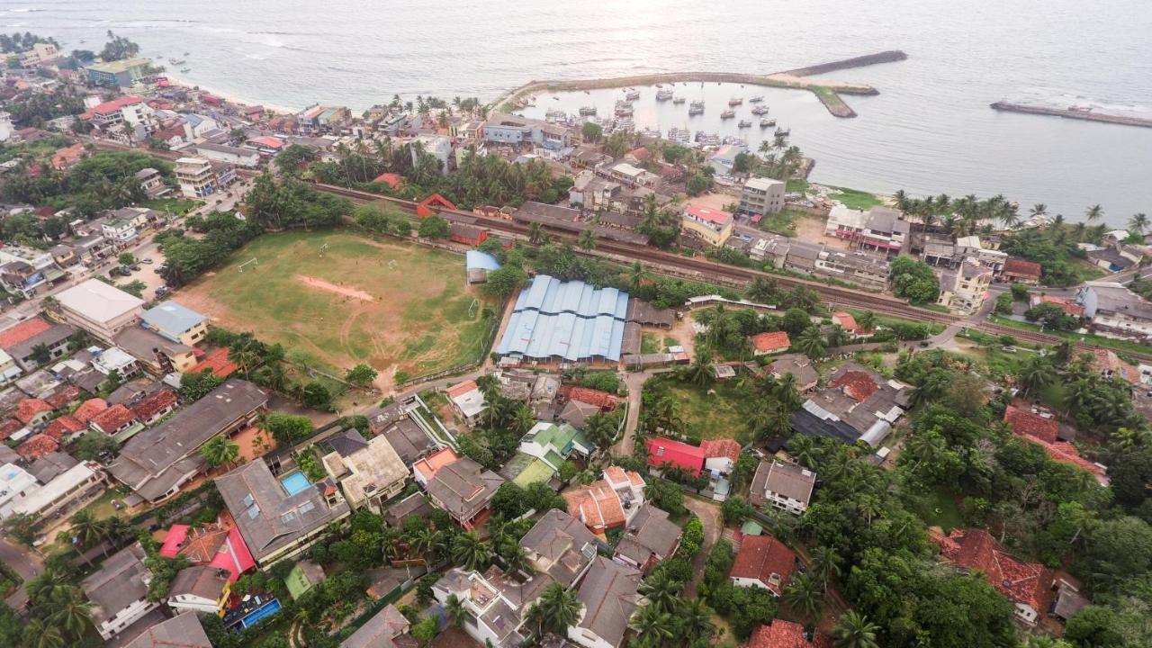 Shakuna Villa Хиккадува Экстерьер фото
