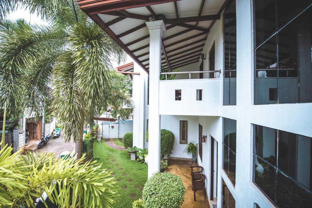 Shakuna Villa Хиккадува Экстерьер фото