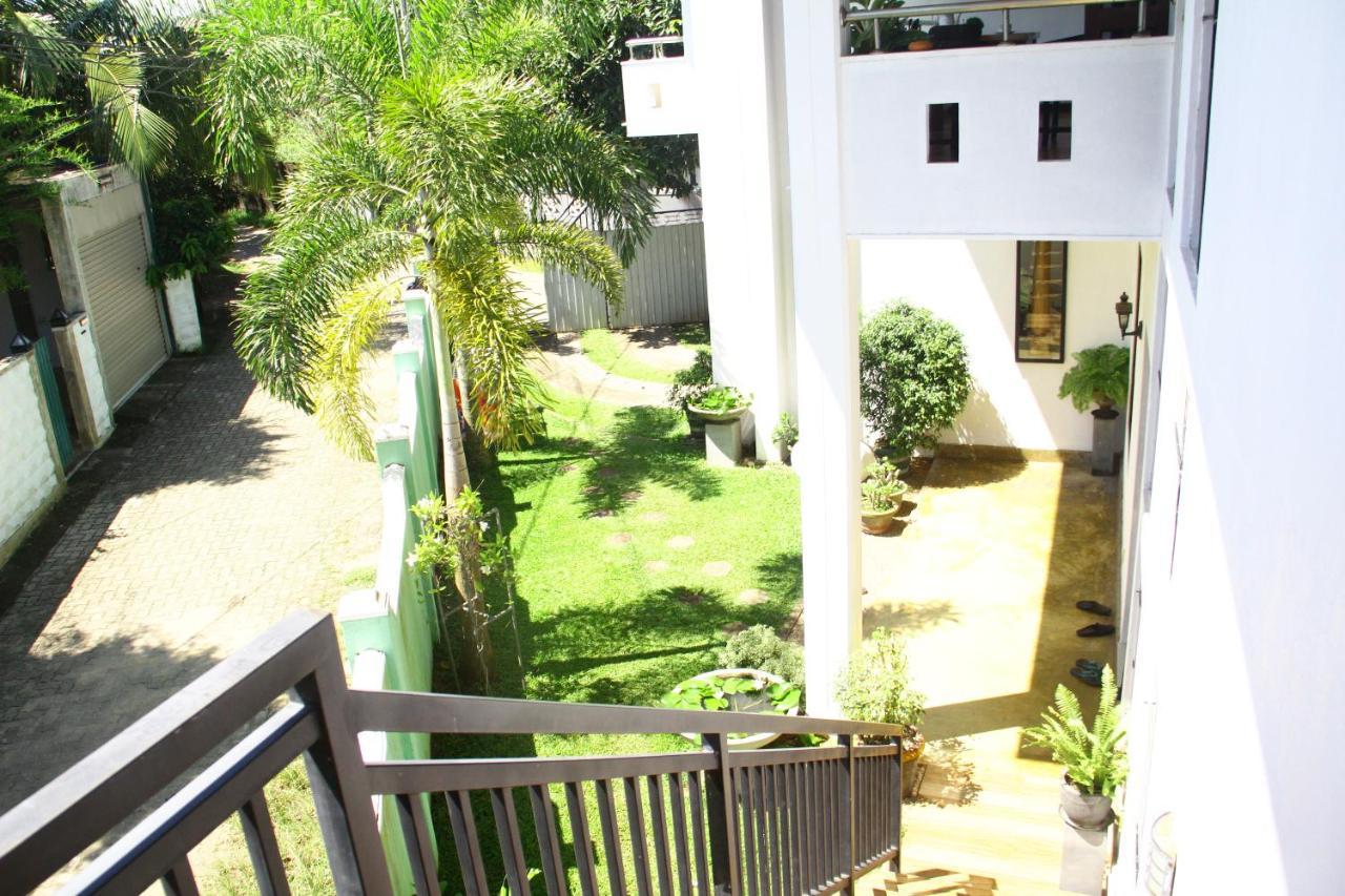 Shakuna Villa Хиккадува Экстерьер фото